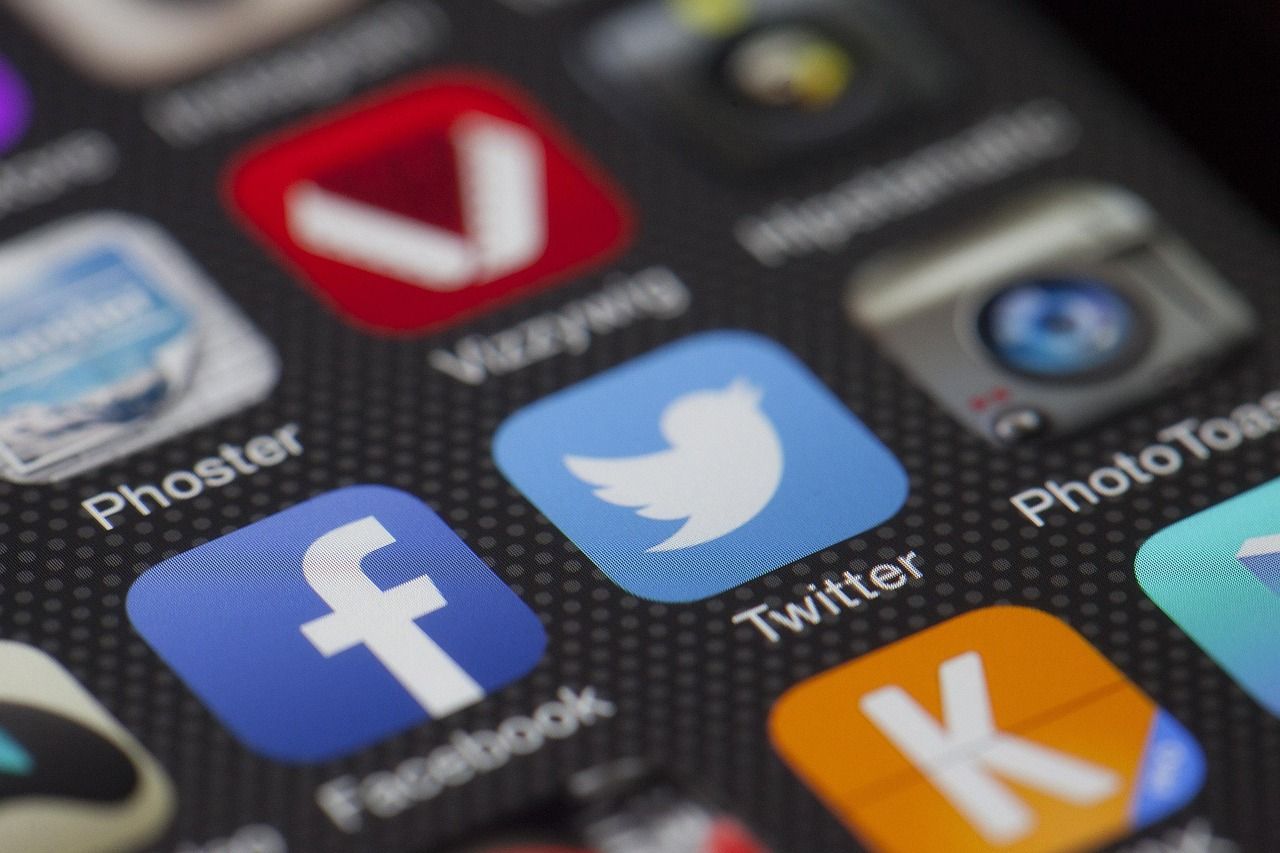 entdecken sie die neuesten trends, tipps und strategien rund um social media. bleiben sie immer auf dem laufenden und verbessern sie ihre online-präsenz mit praktischen ratschlägen für erfolgreiche social-media-auftritte.