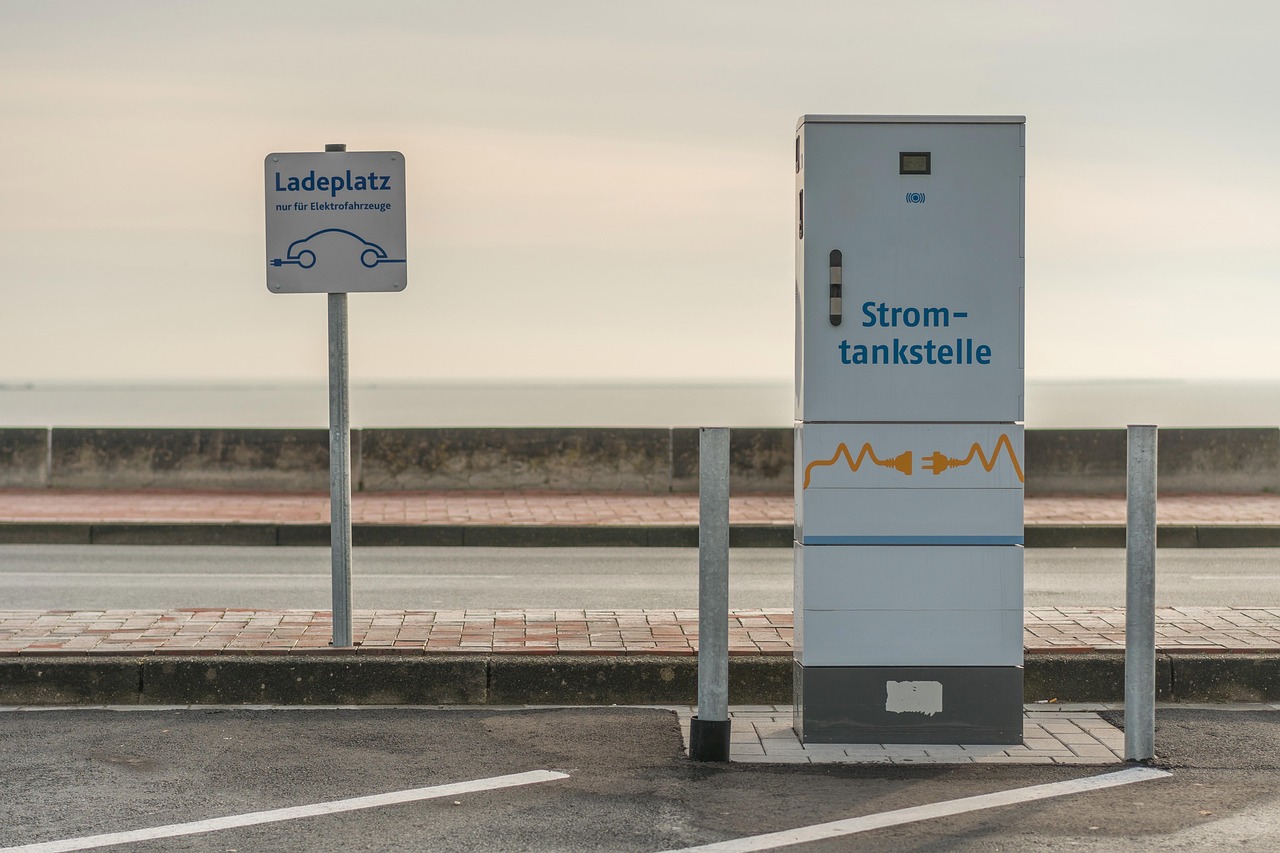 entdecken sie die zukunft der mobilität mit e-mobility: aktuelle trends, innovative technologien und nachhaltige lösungen für umweltfreundliches fahren. alles wissenswerte rund um elektromobilität auf einen blick.